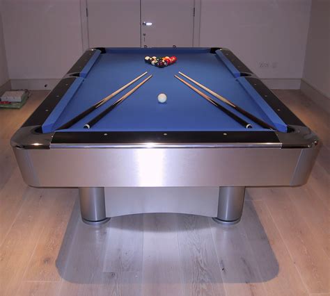 lv pool table